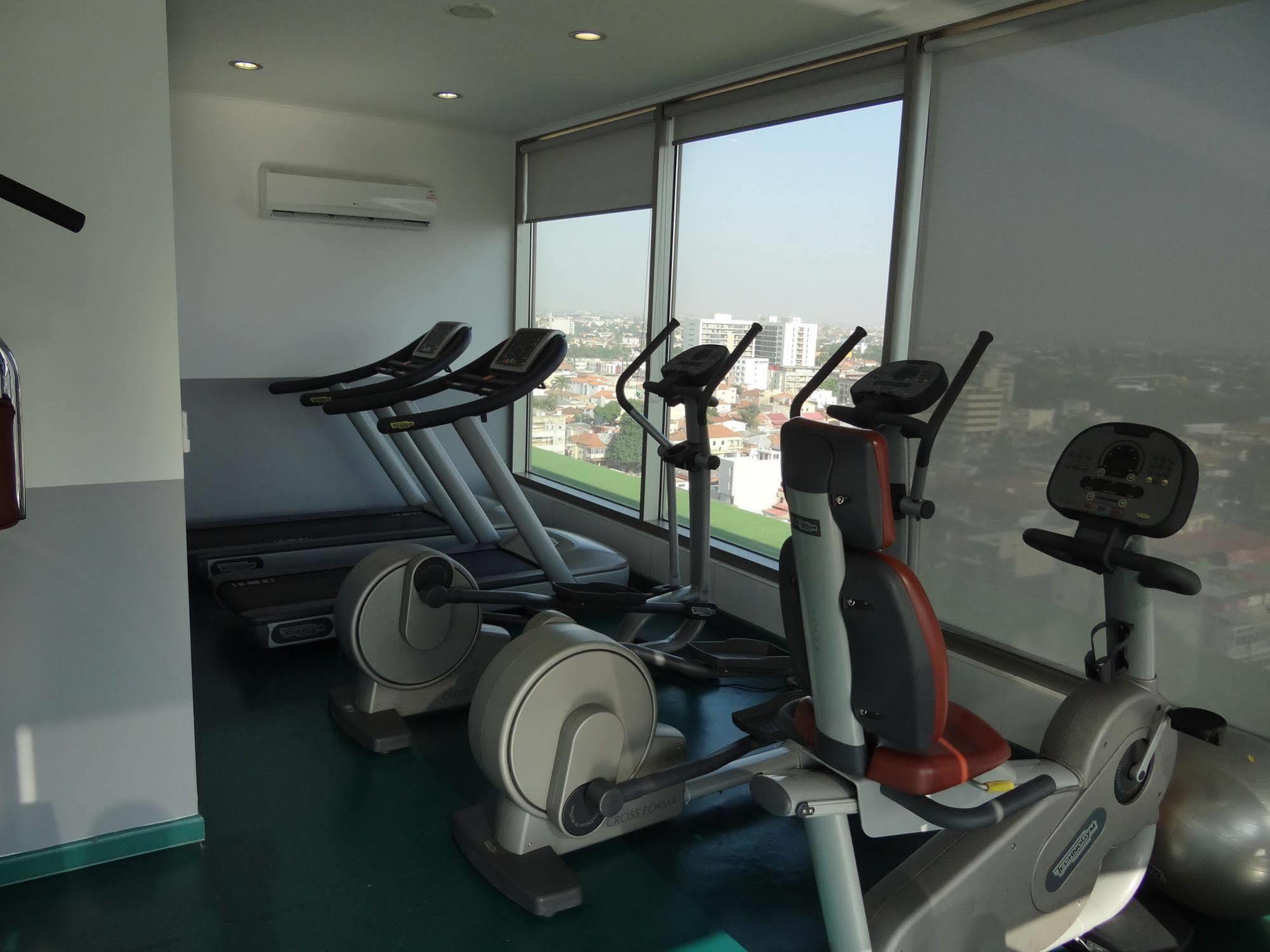 Rk Suite Hotel ลูอันดา ภายนอก รูปภาพ
