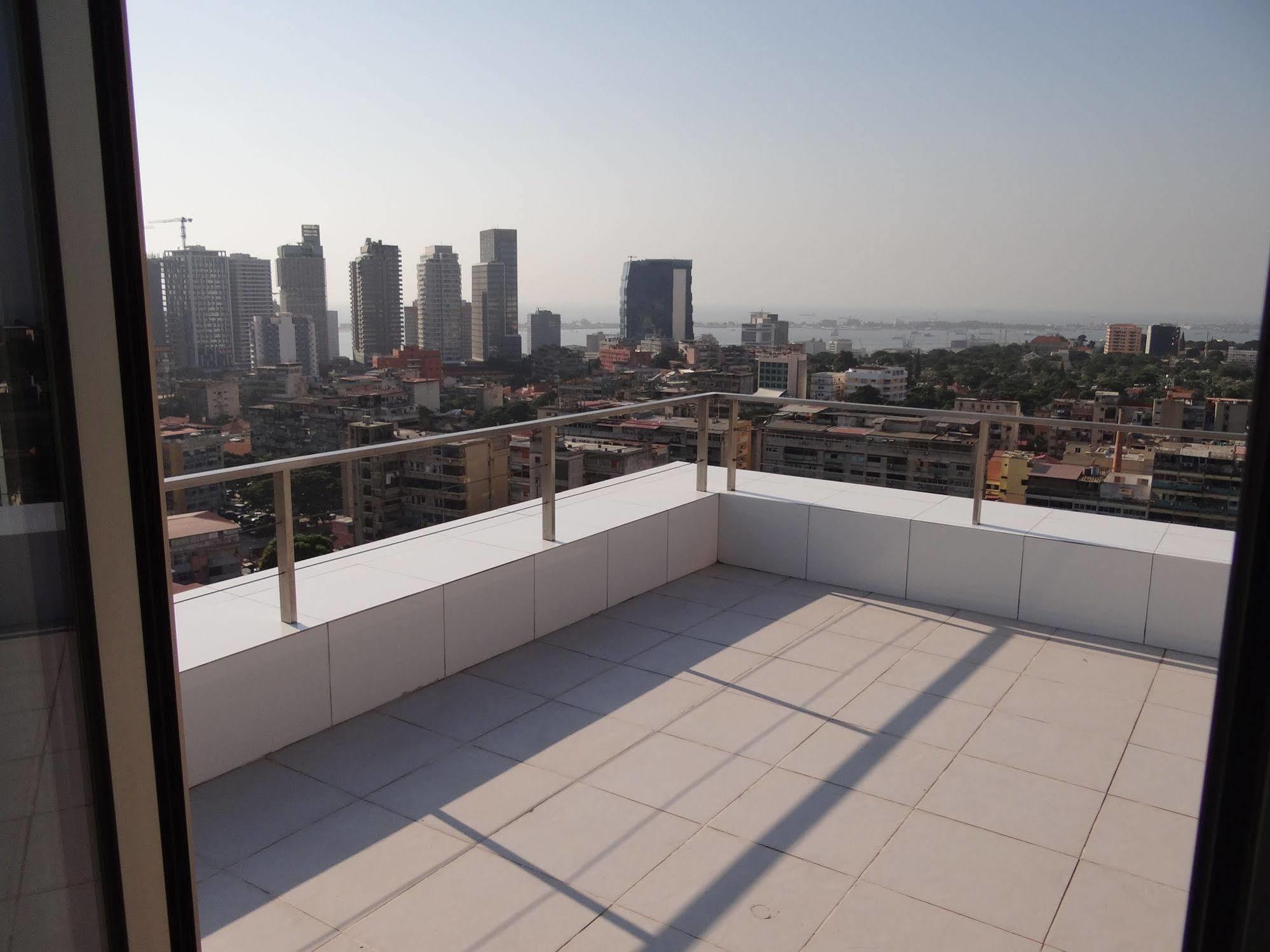 Rk Suite Hotel ลูอันดา ภายนอก รูปภาพ